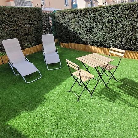 Appartement Avec Jardinet Le Petit-Quevilly Exterior foto
